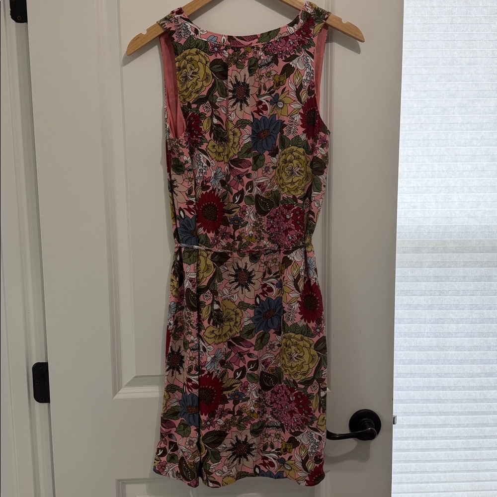 Small Women’s LOFT Floral Dress - Picture 11 of 11